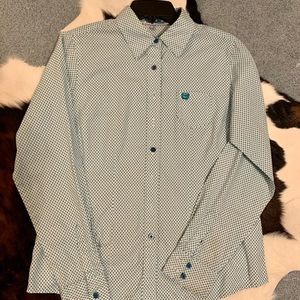 Women’s Cinch shirt size large